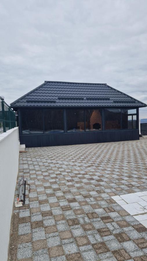 Casa De Vacanta Larisa Novaci-Străini Eksteriør bilde