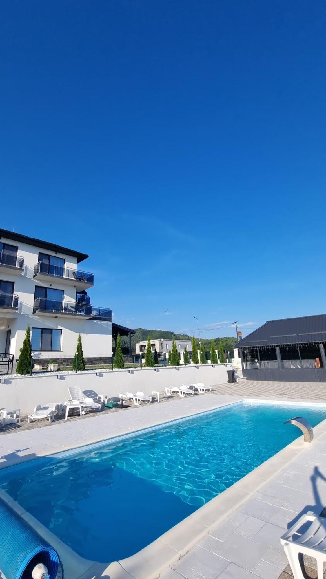 Casa De Vacanta Larisa Novaci-Străini Eksteriør bilde